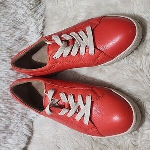 Clarks Corol Sneakers Vibrant Red Casual Sneakers